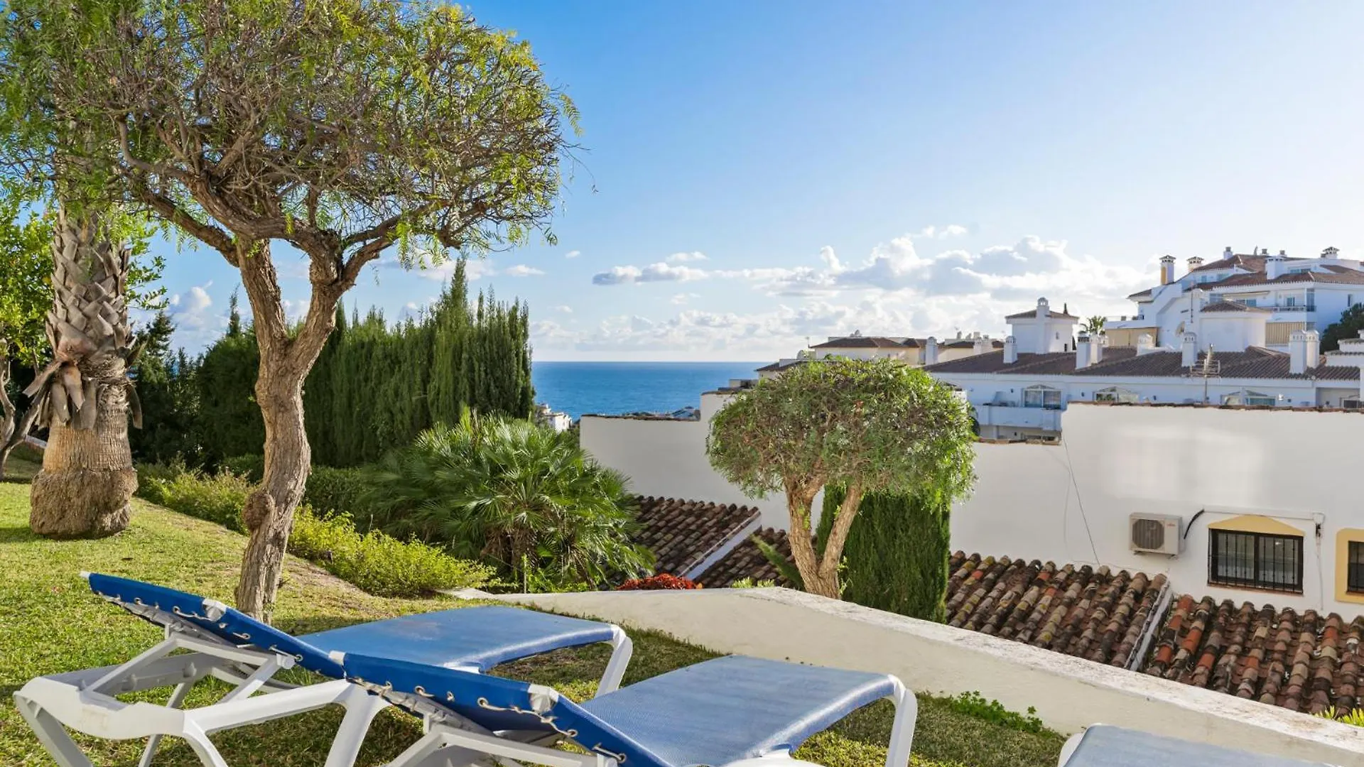 Apartment Panoramic Terrace With Pool By Costarentals - Ref 129 Sitio de Calahonda